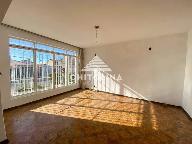 Casa à venda no Centro, Itapetininga: 4 quartos (3 suítes)