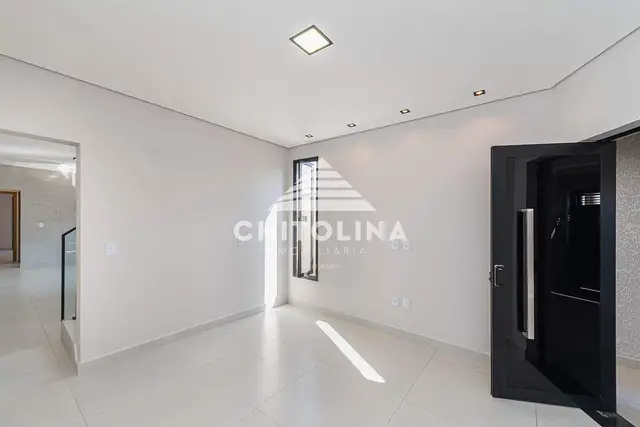 Casa à venda na Vila Carolina, Itapetininga: 4 quartos (1 suíte)