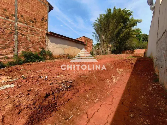 Terreno à venda na Vila Mazzei, Itapetininga: 500 m², todo murado